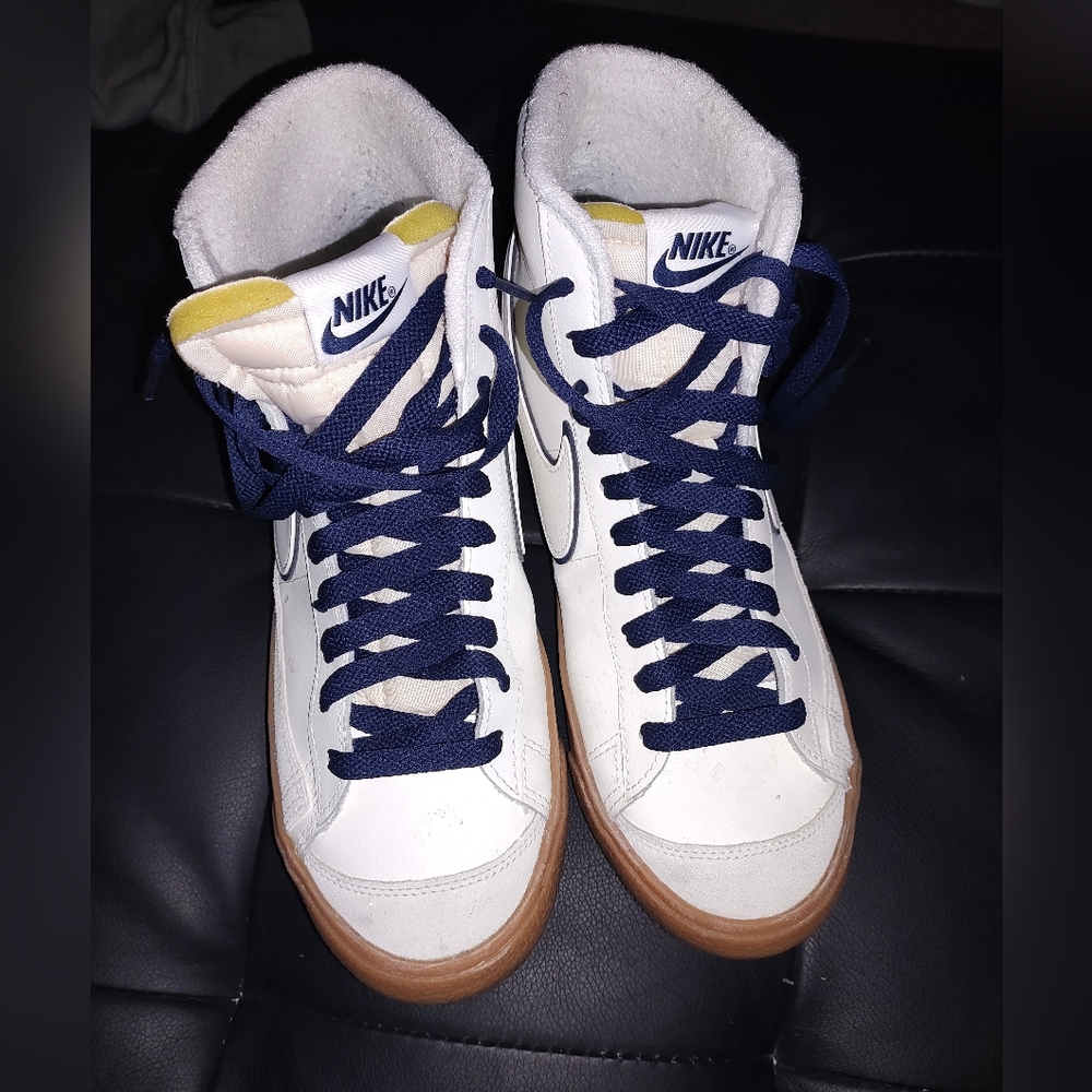 Nike Blazer Mid 77